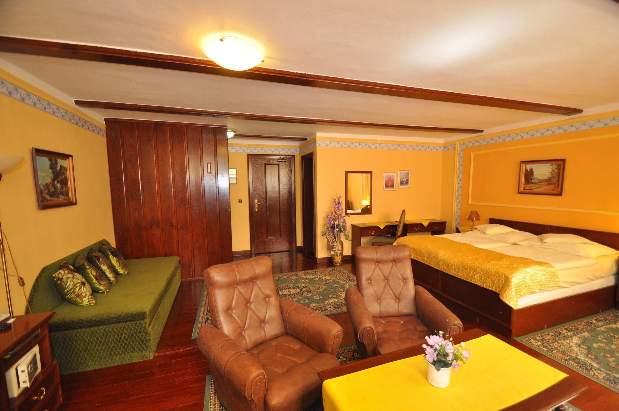 Garni -Hotel Barbakan Levoca Luaran gambar