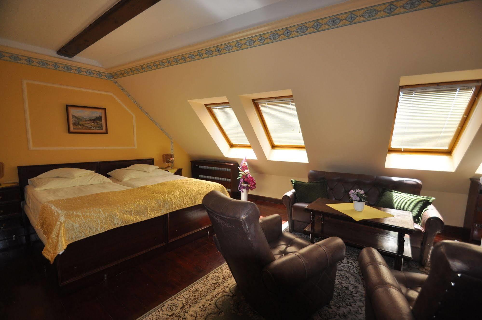Garni -Hotel Barbakan Levoca Luaran gambar